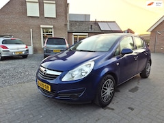 Opel Corsa - 1.2-16V Essentia 5 Drs Navi Airco