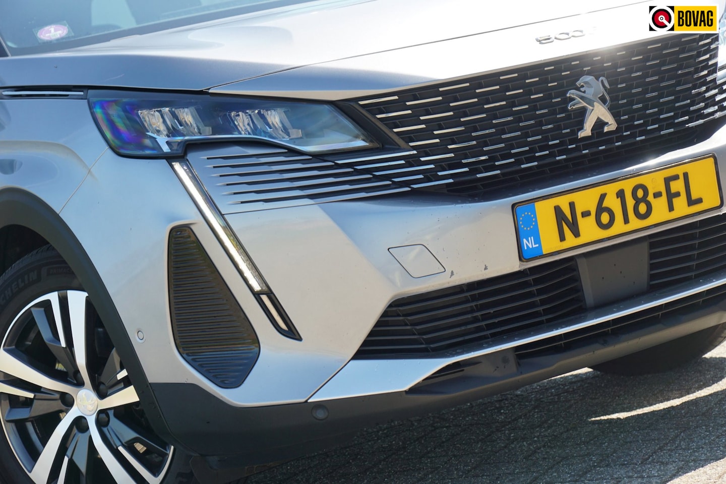 Peugeot 5008 - 1.2 PureTech Blue Lease Allure | Gris Artense | Carplay/Camera/LED/Elek.achterklep/Half-le - AutoWereld.nl