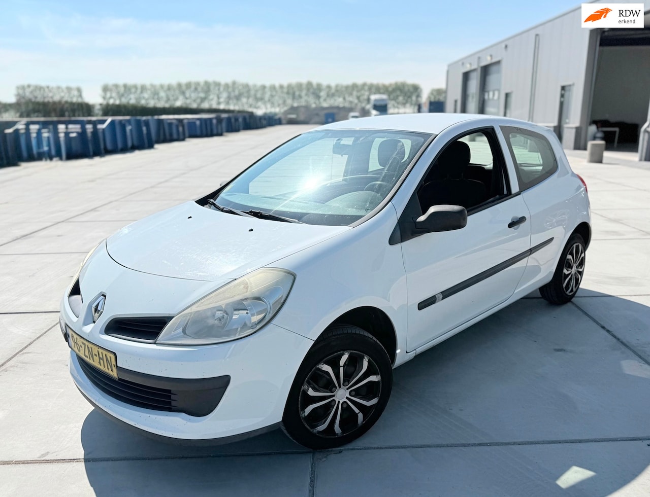 Renault Clio - 1.2-16V Expression airco elektrische ramen - AutoWereld.nl