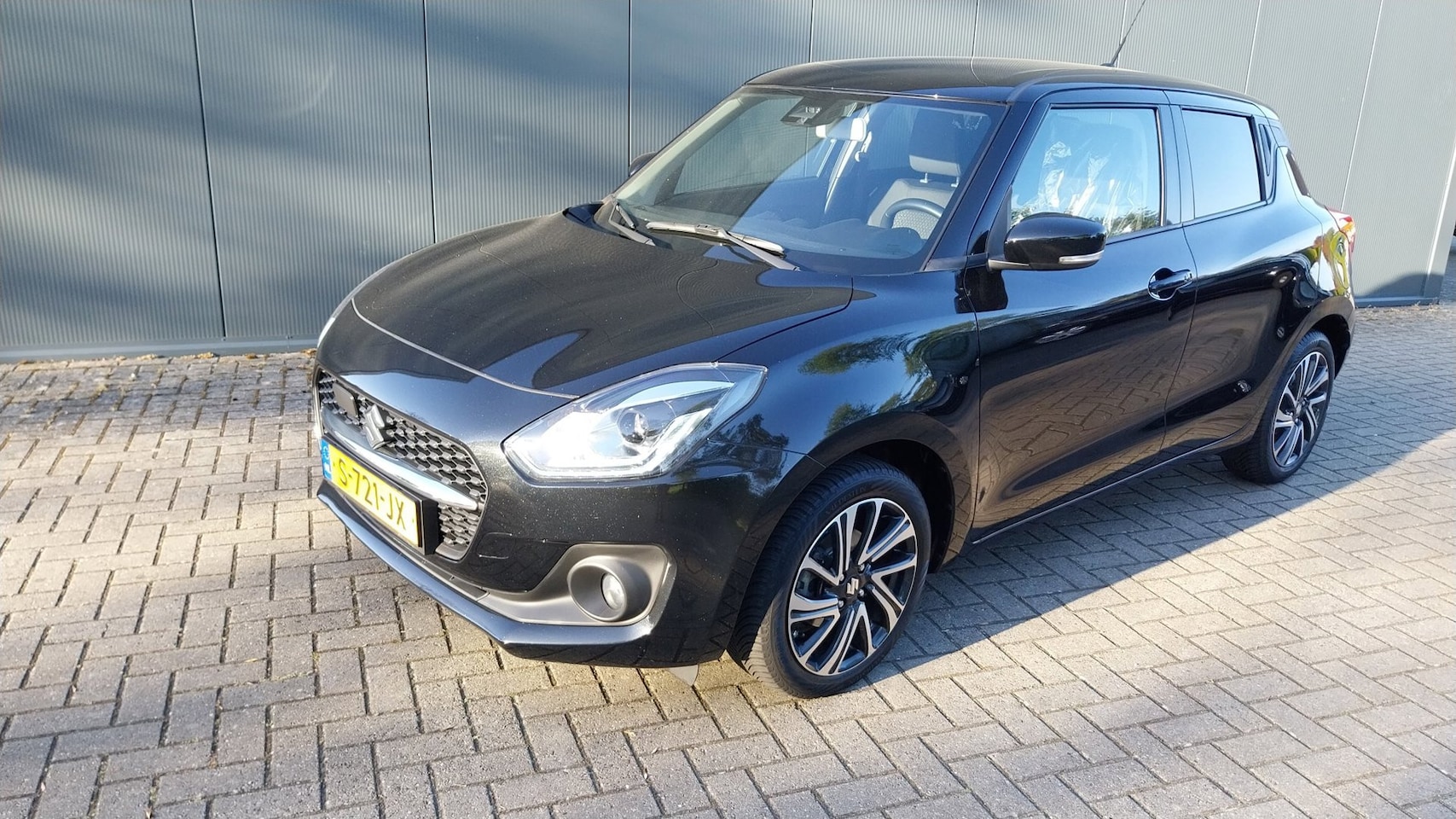 Suzuki Swift - 1.2 Style Smart Hybrid 1.2 Style Smart Hybrid - AutoWereld.nl