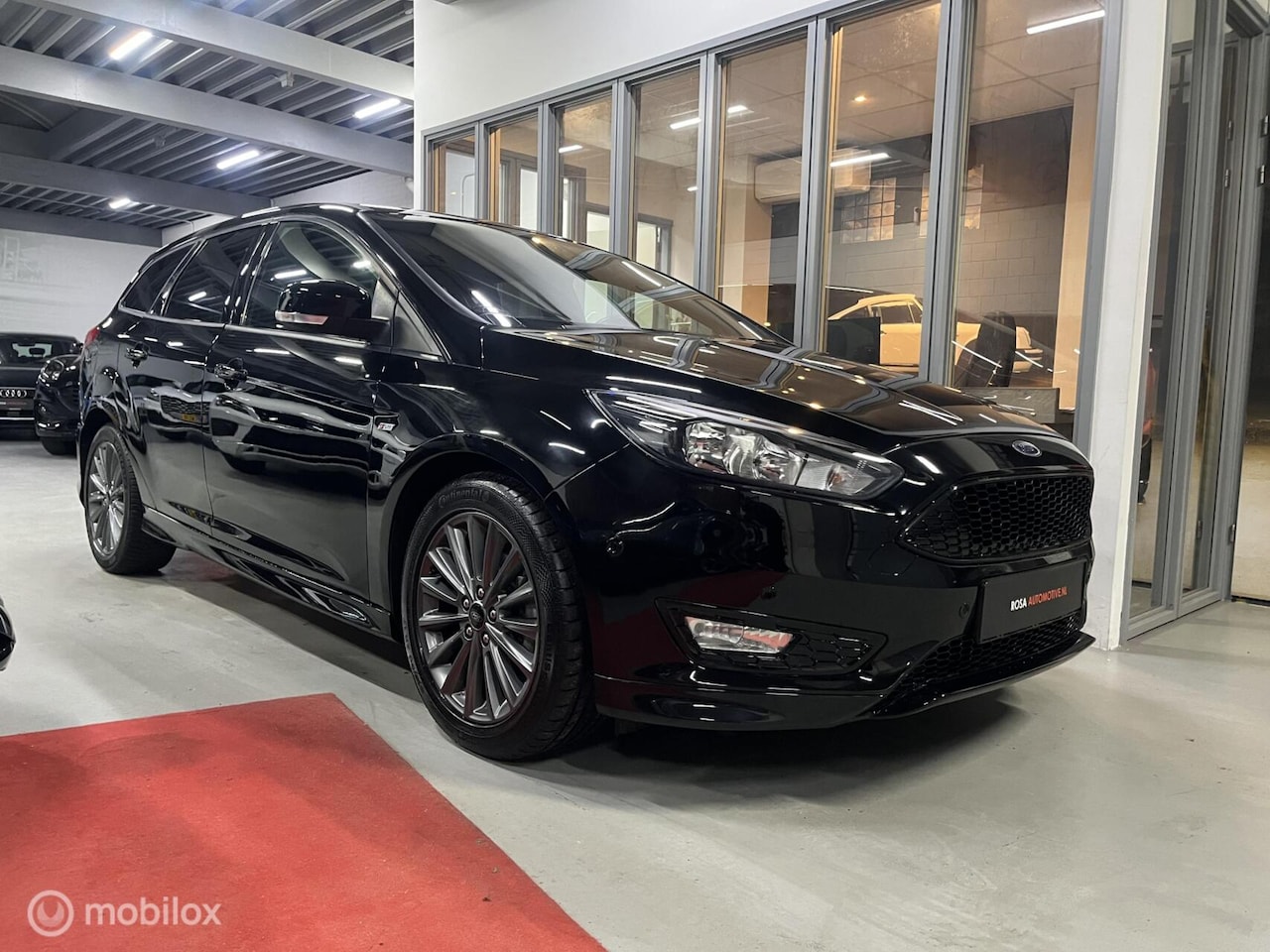 Ford Focus Wagon - 1.0 ST-Line 2017 NAVI PDC STUUR STOELVERW CLIMA - AutoWereld.nl