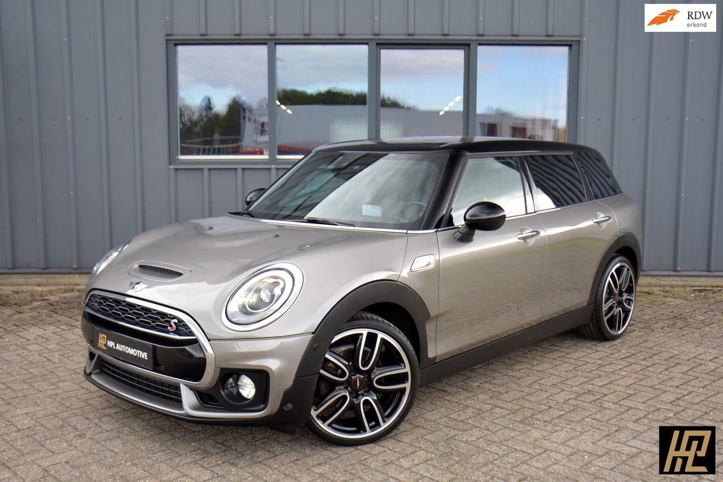 MINI Clubman - Mini 2.0 Cooper S Chili Serious Business JCW * Full Options * Memory * HK * Pano * Camera - AutoWereld.nl