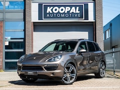 Porsche Cayenne - 3.0 D | Pano | Sportchrono | Sportstoelen 18-W | Camera | PDLS