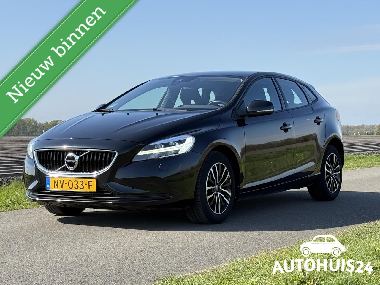 Volvo V40 - 2.0 D2 Nordic+ 2017|30.000km|NL-AUTO|EURO6 - AutoWereld.nl