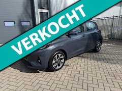 Hyundai i10 - 1.0 Premium, 5P, Airco, Lichtmetalen velgen, Stoel- Stuurverwarming, Navi, Camera, BTW etc