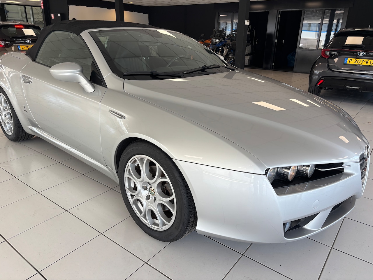 Alfa Romeo Spider - 2.2 JTS Exclusive Te koop. Zeer netten Alfa Spider. - AutoWereld.nl