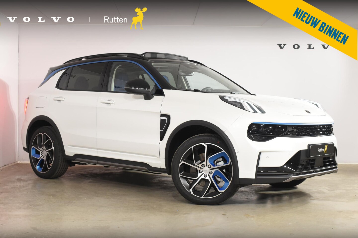 Lynk & Co 01 - 262PK Automaat / 360 Camera / Adaptieve cruise control / Glazen schuif-kanteldak / Elektri - AutoWereld.nl