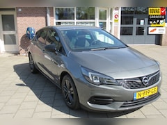 Opel Astra - 1.2 Design & Tech