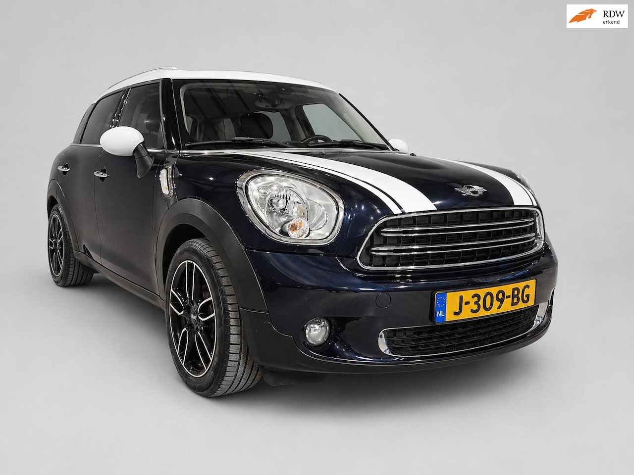 MINI Countryman - Mini 1.6 Cooper Pepper - Panoramadak - Airco - Cruise Control - AutoWereld.nl
