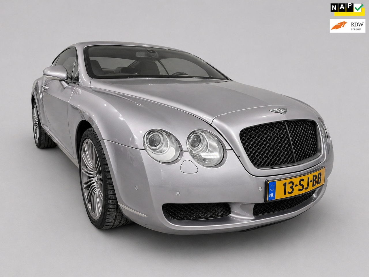 Bentley Continental GT - 6.0 W12 - Origineel NL geleverd - 560pk - 4 Motion - AutoWereld.nl