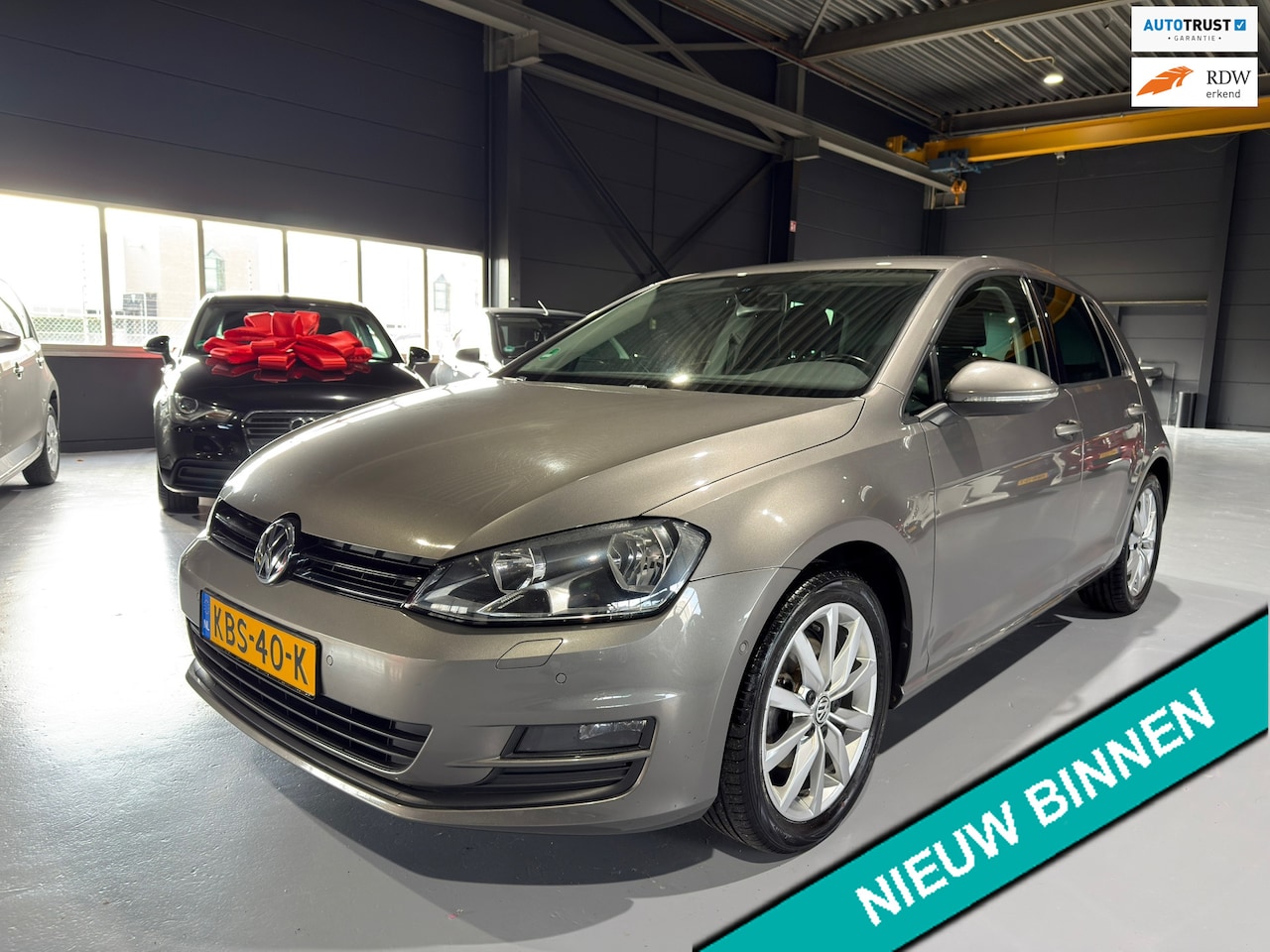 Volkswagen Golf - 1.2 TSI Trendline Cruise | Climate | PDC - AutoWereld.nl