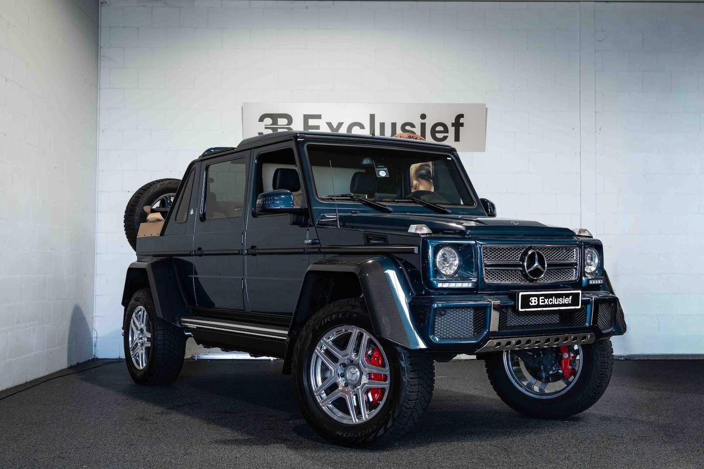 Mercedes-Benz G-klasse - 650 Maybach Landaulet €750.000 Netto Exportprijs - AutoWereld.nl