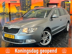 Skoda Superb Combi - 1.8 TSI Ambition Trekhaak|Parkeer Sensor