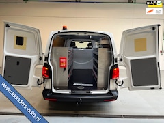 Volkswagen Transporter - 4MOTION 4x4 AUTOMAAT Servicewagen 2.0 TDI 150PK euro6 L2H1, Inrichting, V230, Trekhaak, RI