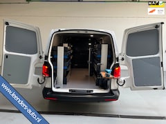 Volkswagen Transporter - Automaat DSG Servicewagen 2.0 TDI 150pk L2H1 3Persoons Sortimo Inrichting, Airco, Navigati
