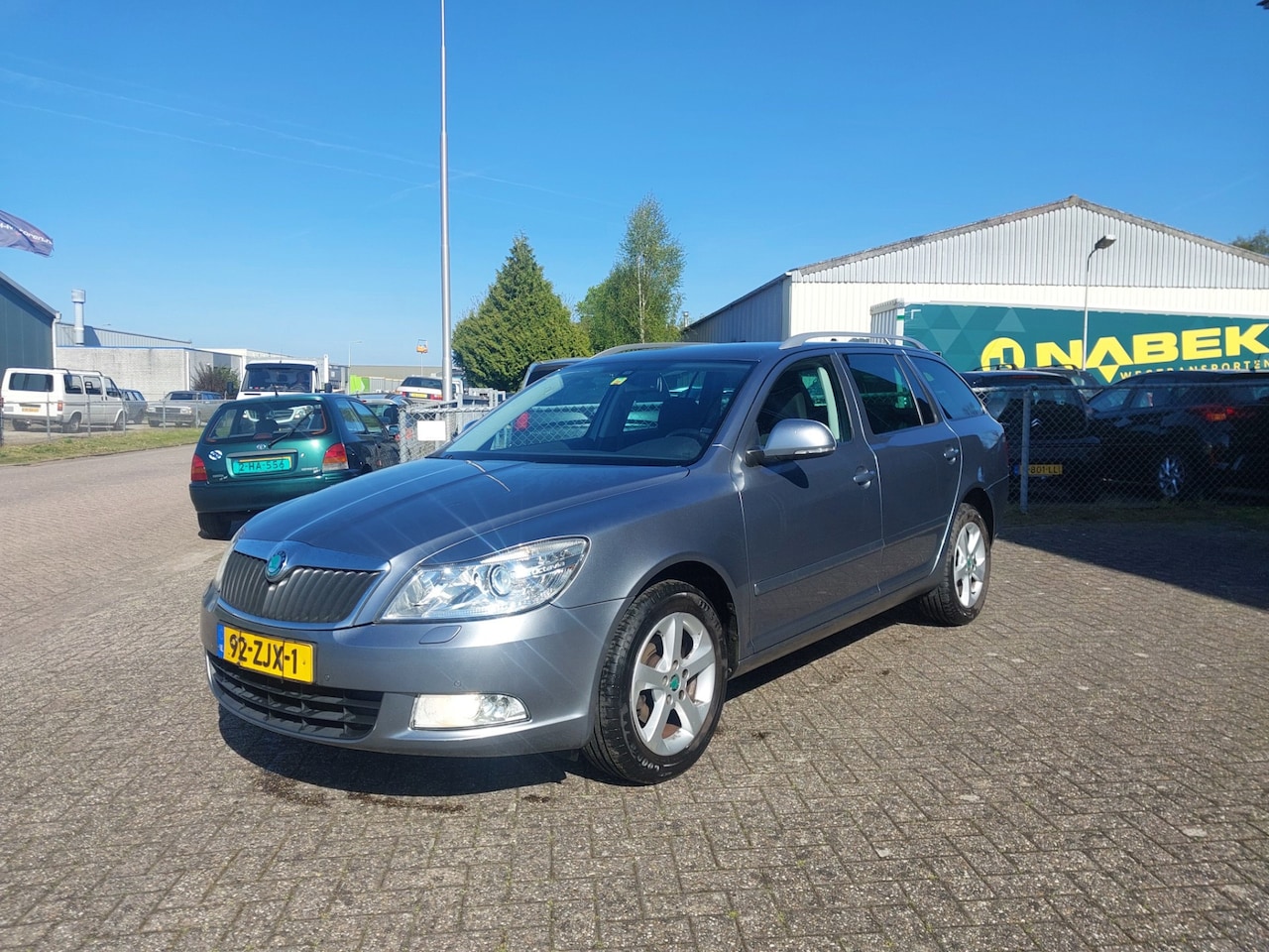 Skoda Octavia Combi - 1.4 TSI Greentech Elegance Businessline 1.4 TSI Greentech Elegance Business Line - AutoWereld.nl