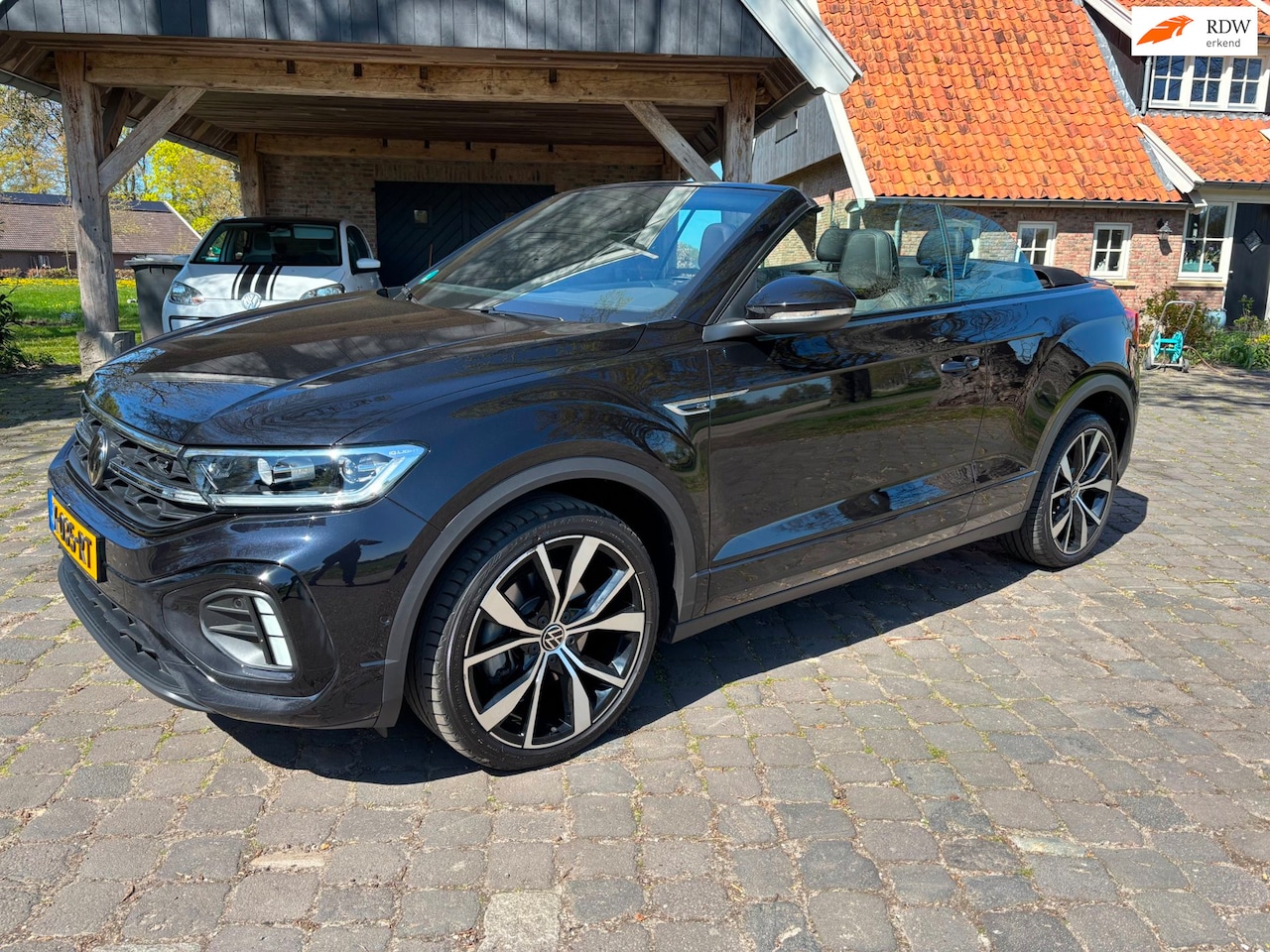 Volkswagen T-Roc Cabrio - 1.5 TSI R-Line 1.5 TSI R-Line - AutoWereld.nl