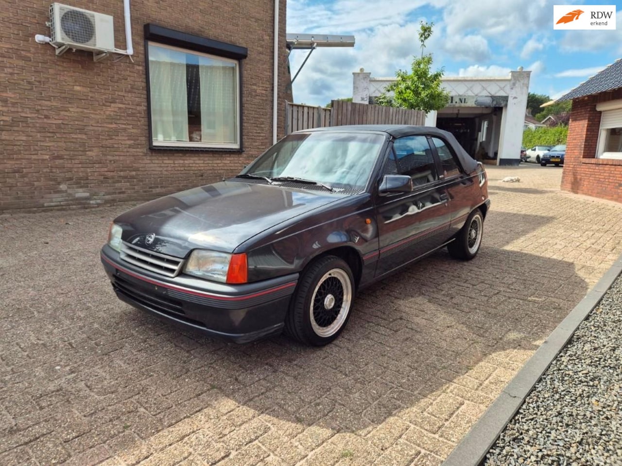 Opel Kadett - 1.6S Cabrio Bertone - AutoWereld.nl