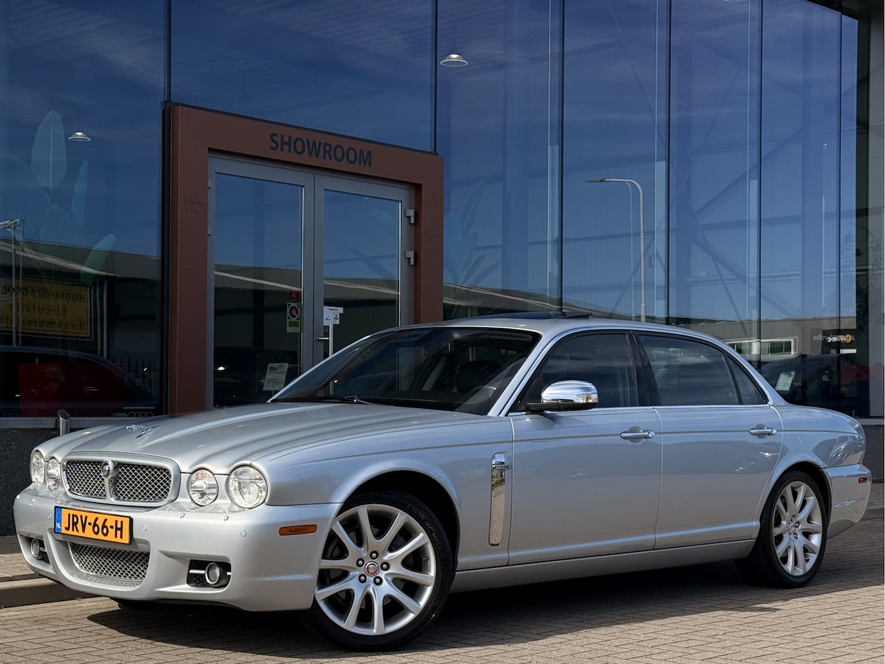 Jaguar XJ - 4.2 V8 LWB | Leder | Alpine Speakers | Navigatie | Stoel ventilatie / Verwarming | - AutoWereld.nl