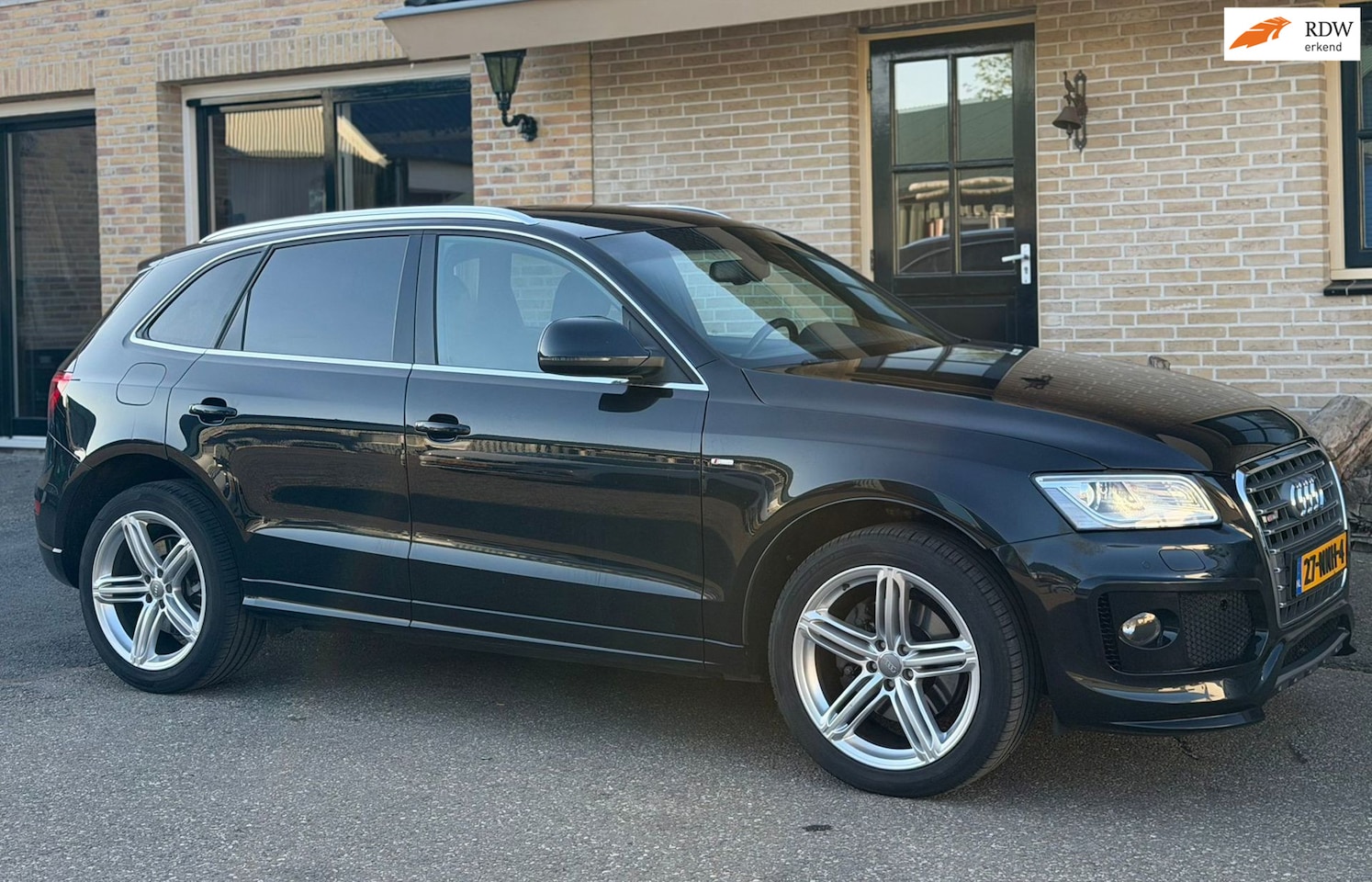 Audi Q5 - 3.2 FSI 271PK quattro S-Line|DSG|XENON|LEDER|CARLAY - AutoWereld.nl