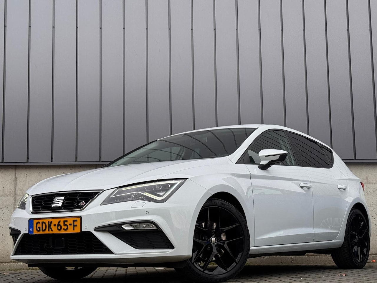 SEAT Leon - 1.5 TSI FR Business Intense - AutoWereld.nl