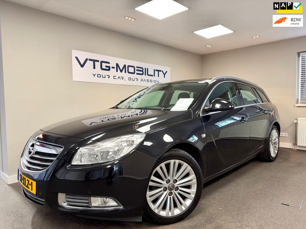 Opel Insignia Sports Tourer - 1.4 Turbo EcoFLEX Edition Navi|PDC V/A|ClimateControl|ElektrischPakket|APK 02-2027 - AutoWereld.nl