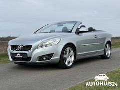 Volvo C70 Convertible - 2.4i 170pk Intro Edition NAVI TREKHAAK BLISS XENON