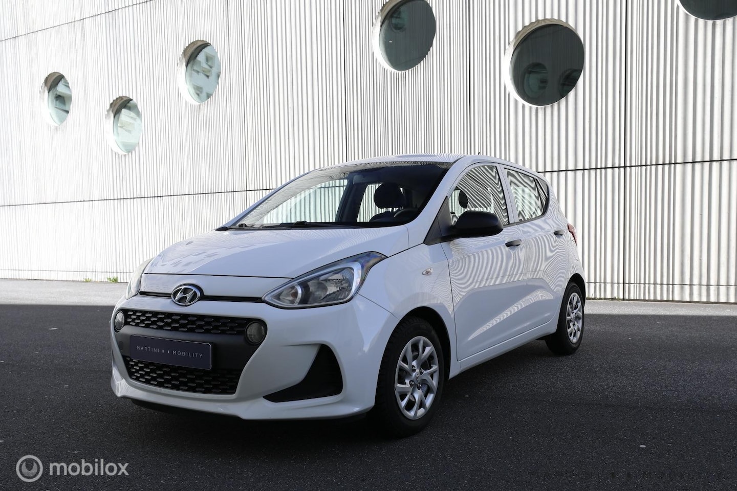 Hyundai i10 - 1.0i i-Motion|5-drs|Airco|Bluetooth|Nieuwe apk| - AutoWereld.nl