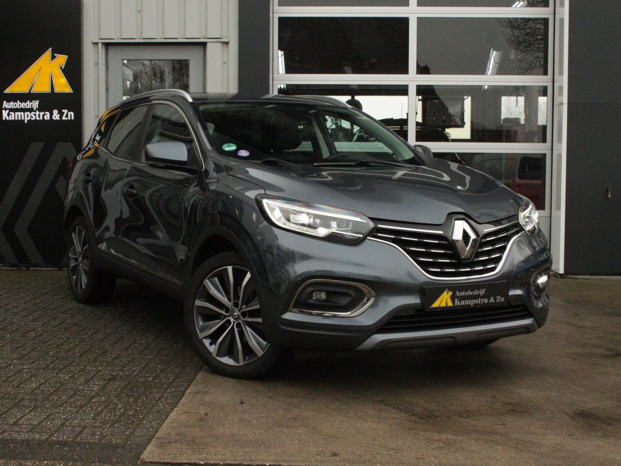 Renault Kadjar - 1.3 TCe Intens leer,stoelverw,Trekhaak - AutoWereld.nl