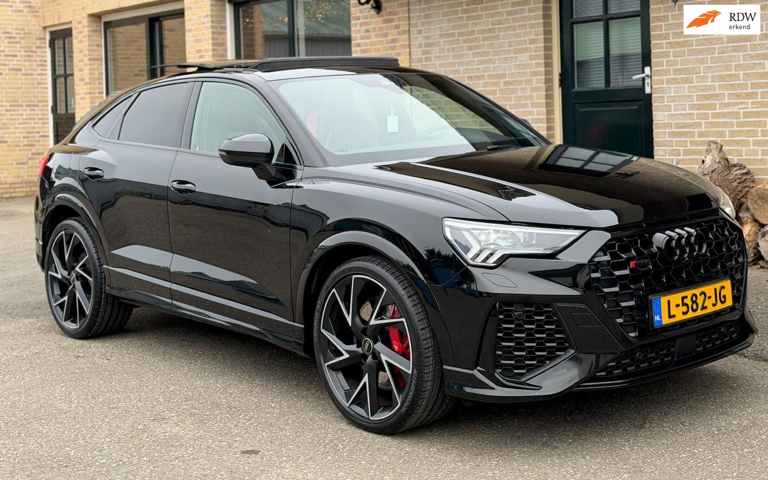 Audi Q3 Sportback - RSQ3 2.5 TFSI | PANO| RS-SEATS| ACC | B&O - AutoWereld.nl