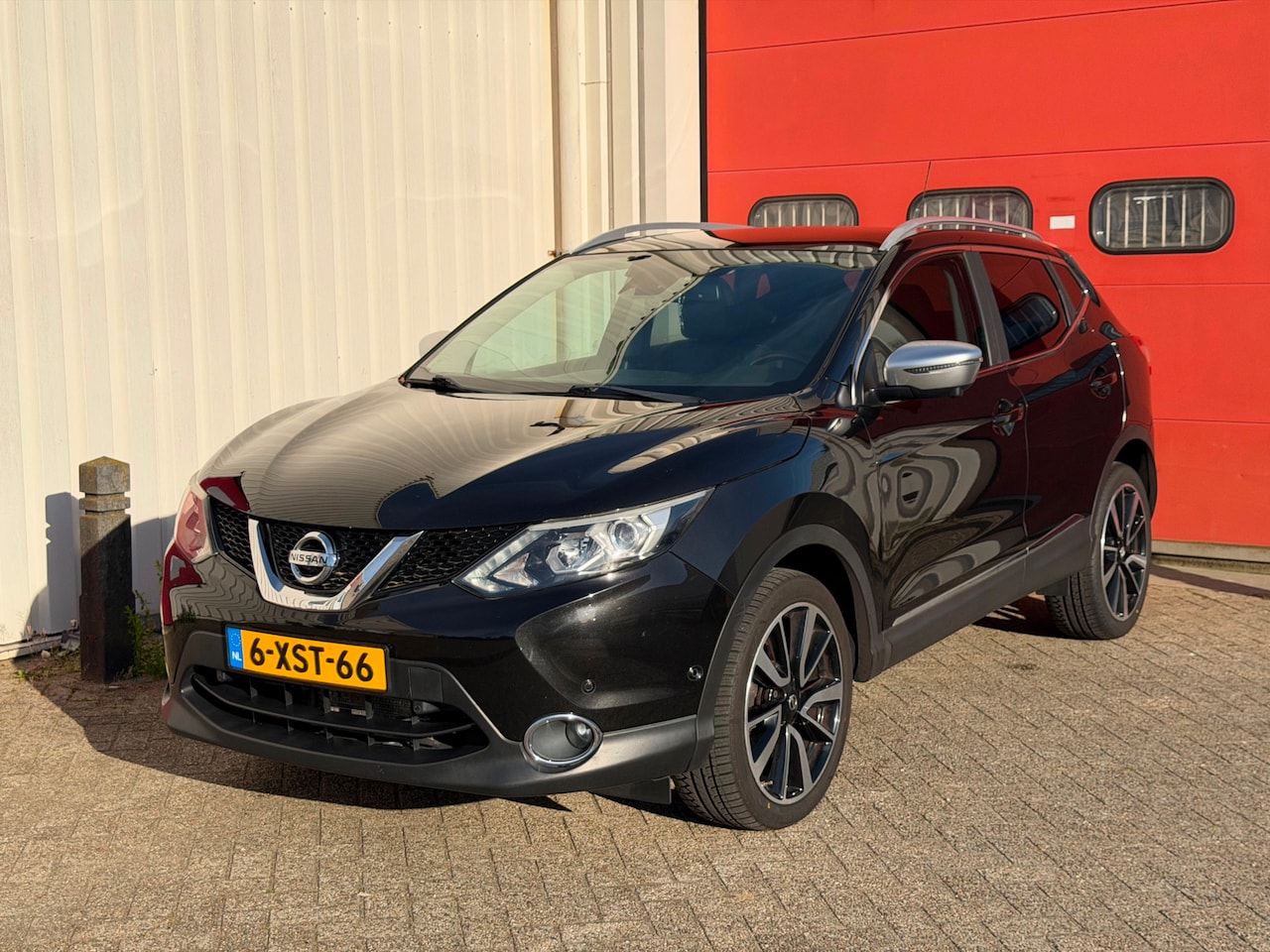 Nissan Qashqai - 1.2 Tekna Automaat Airco 360 Camera Line Pano Nap - AutoWereld.nl