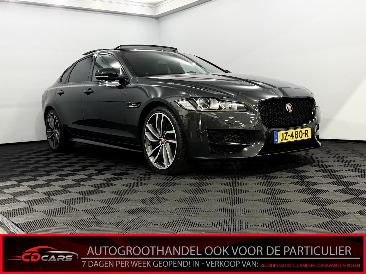 Jaguar XF Portfolio - 2.0d Panoramadak, Leder, Camera, Keyless start, Cruise control, Elektrische achterklep, Vi - AutoWereld.nl