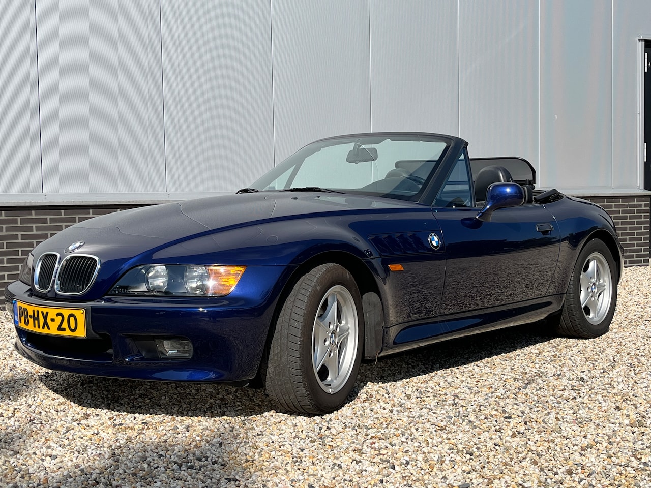 BMW Z3 Roadster - 1.8 Zeer mooie origineel Nederlandse auto met onderhoud historie - AutoWereld.nl