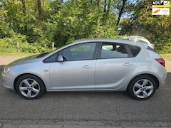 Opel Astra - 1.4 Turbo Edition