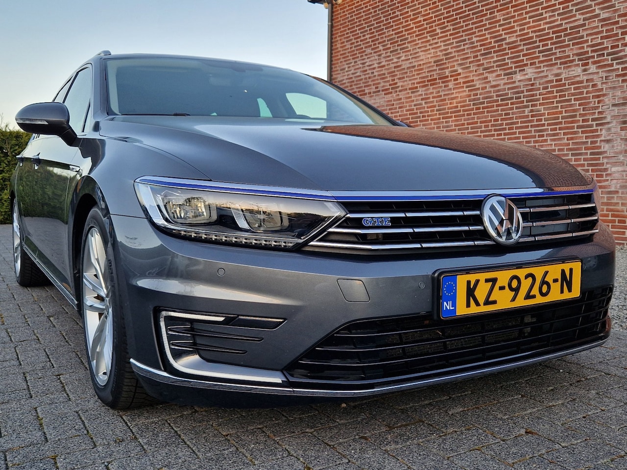 Volkswagen Passat Variant - 1.4 TSI GTE Connected Series Plus 1.4 TSI GTE Connected Series Plus - AutoWereld.nl