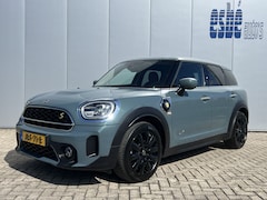 MINI Countryman - Cooper SE 220 pk ALL4 PHEV Sportstoelen Carplay Stoelverwarming Zwarte Velgen Led Koplampe