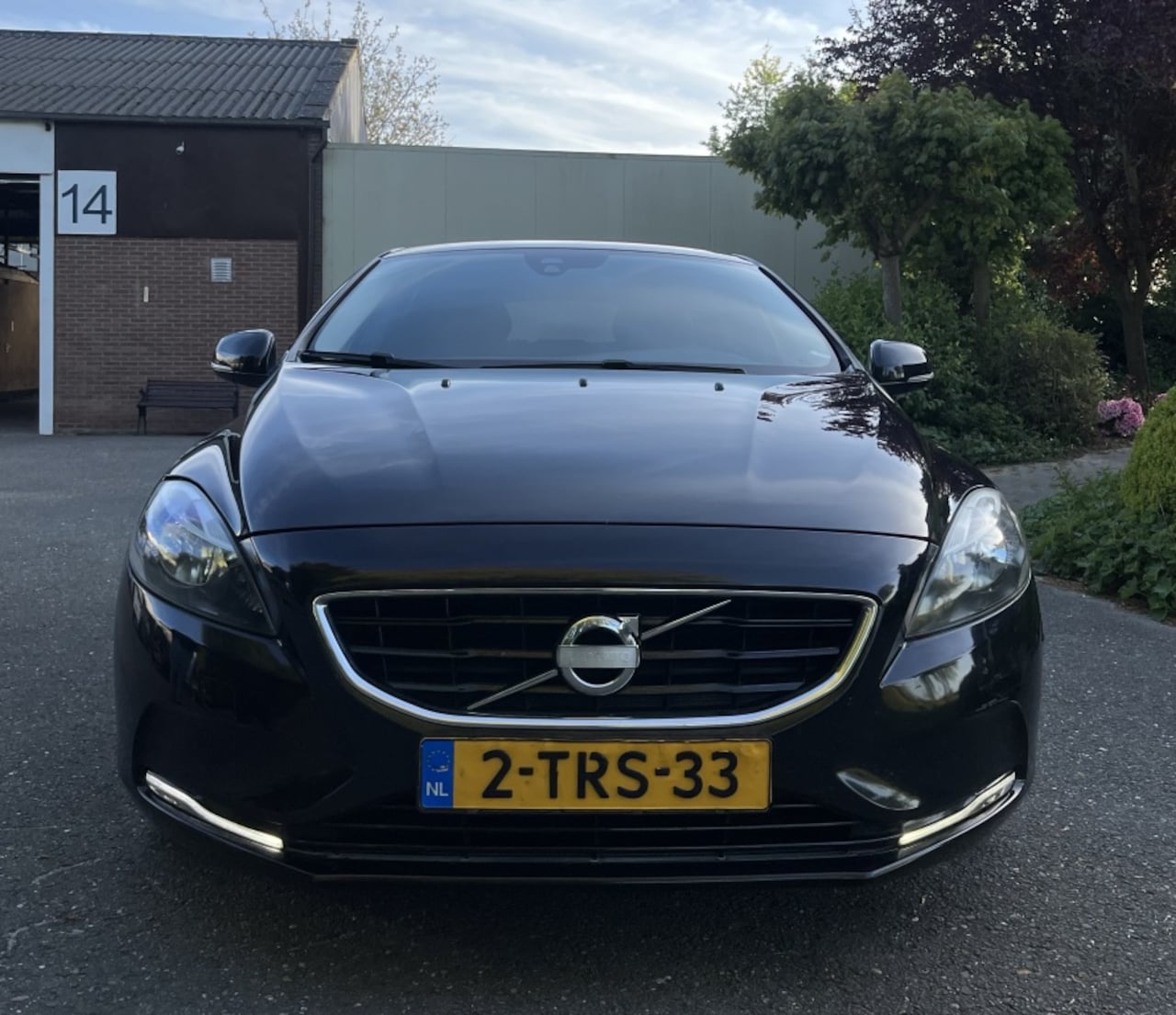 Volvo V40 - 1.6 D2 Momentum / Automaat / 2014 - AutoWereld.nl