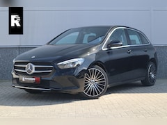 Mercedes-Benz B-klasse - 250 e Busin. Sfeerverlichting / Camera / 19inch / Trekhaak