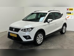 SEAT Arona - 1.0 TSI Style Business Intense parkeersensoren navigatie cruisecontrole carplay camera and