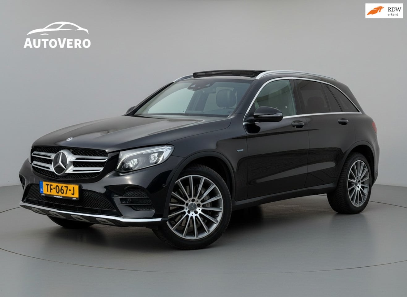 Mercedes-Benz GLC-klasse - 350e 4MATIC Premium Plus|AMG|Pano|Adaptive|Trekhaak - AutoWereld.nl