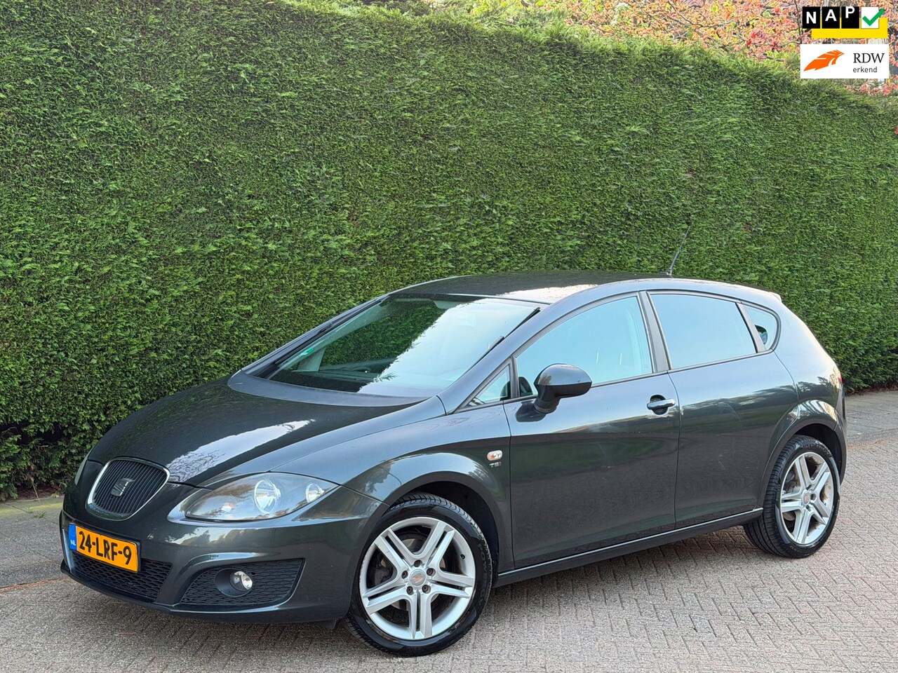 SEAT Leon - 1.2 TSI Businessline INRUILKOOP/AIRCO/5DRS/APK6-26 - AutoWereld.nl