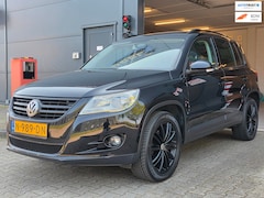 Volkswagen Tiguan - 2.0 TSI Sport&Style 4Motion / PANO / CAMERA / CARPLAY / LEDER / STOELVERW / CRUISE / 18 IN
