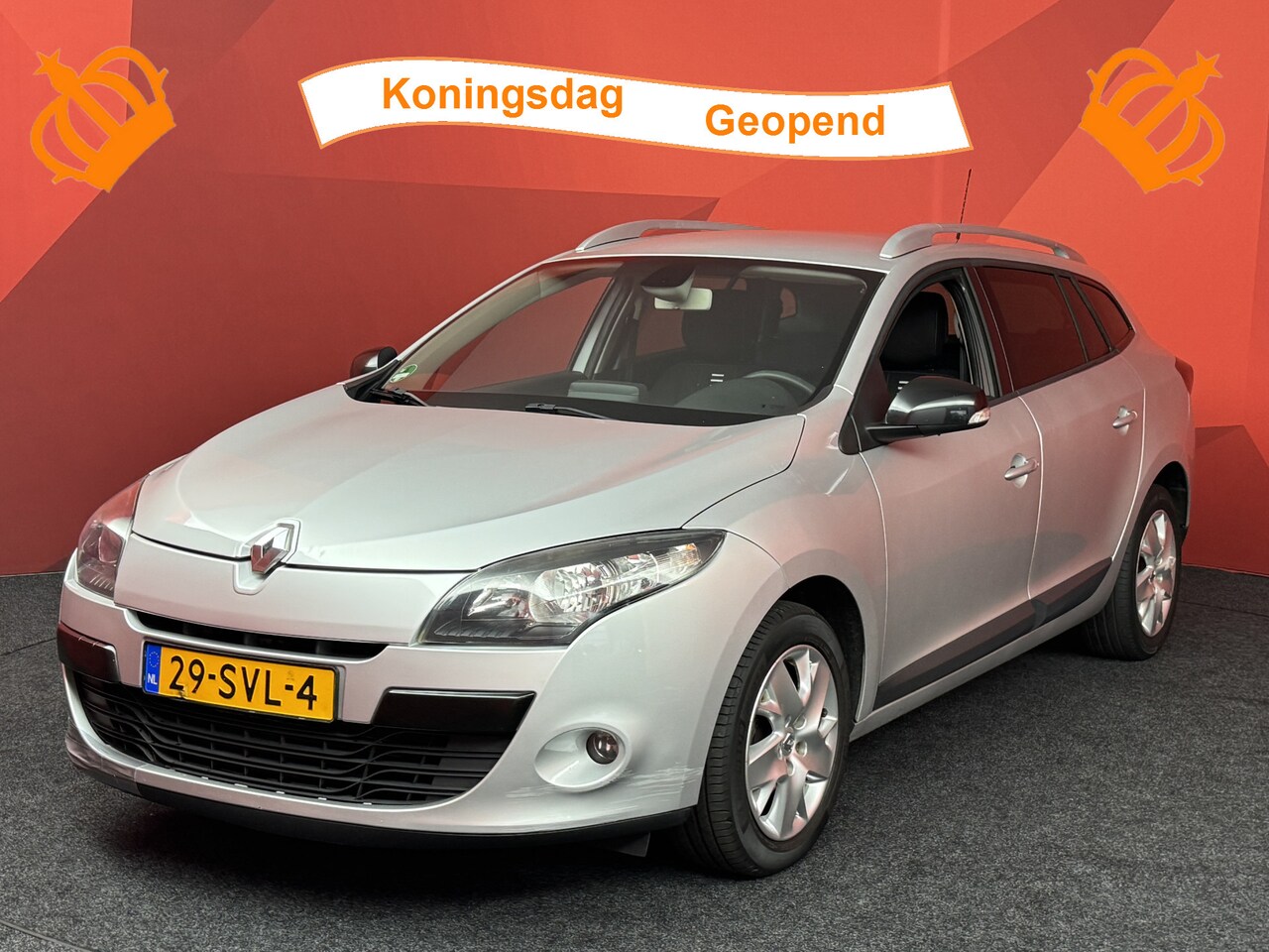 Renault Mégane Estate - 1.5 dCi Parisienne | Navigatie | Cruise Control | Airco | - AutoWereld.nl