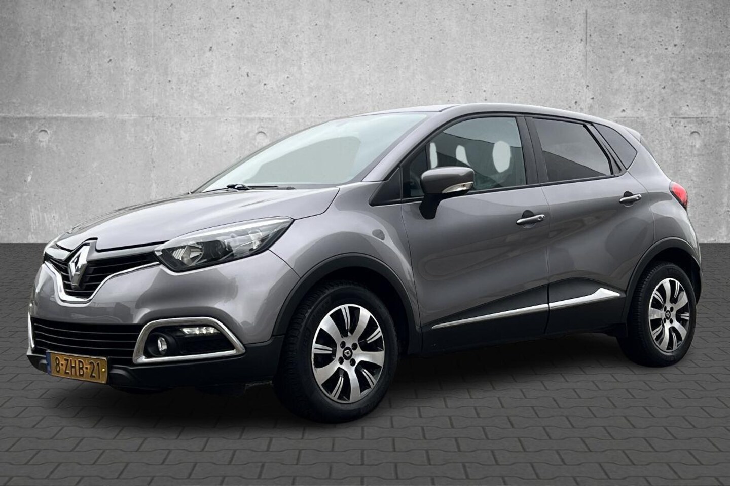 Renault Captur - 1.2 TCe Expression 1.2 TCe Expression - AutoWereld.nl