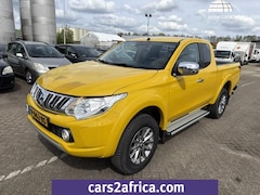 Mitsubishi L 200 - 2.4 DI-D Club Cab Intense
