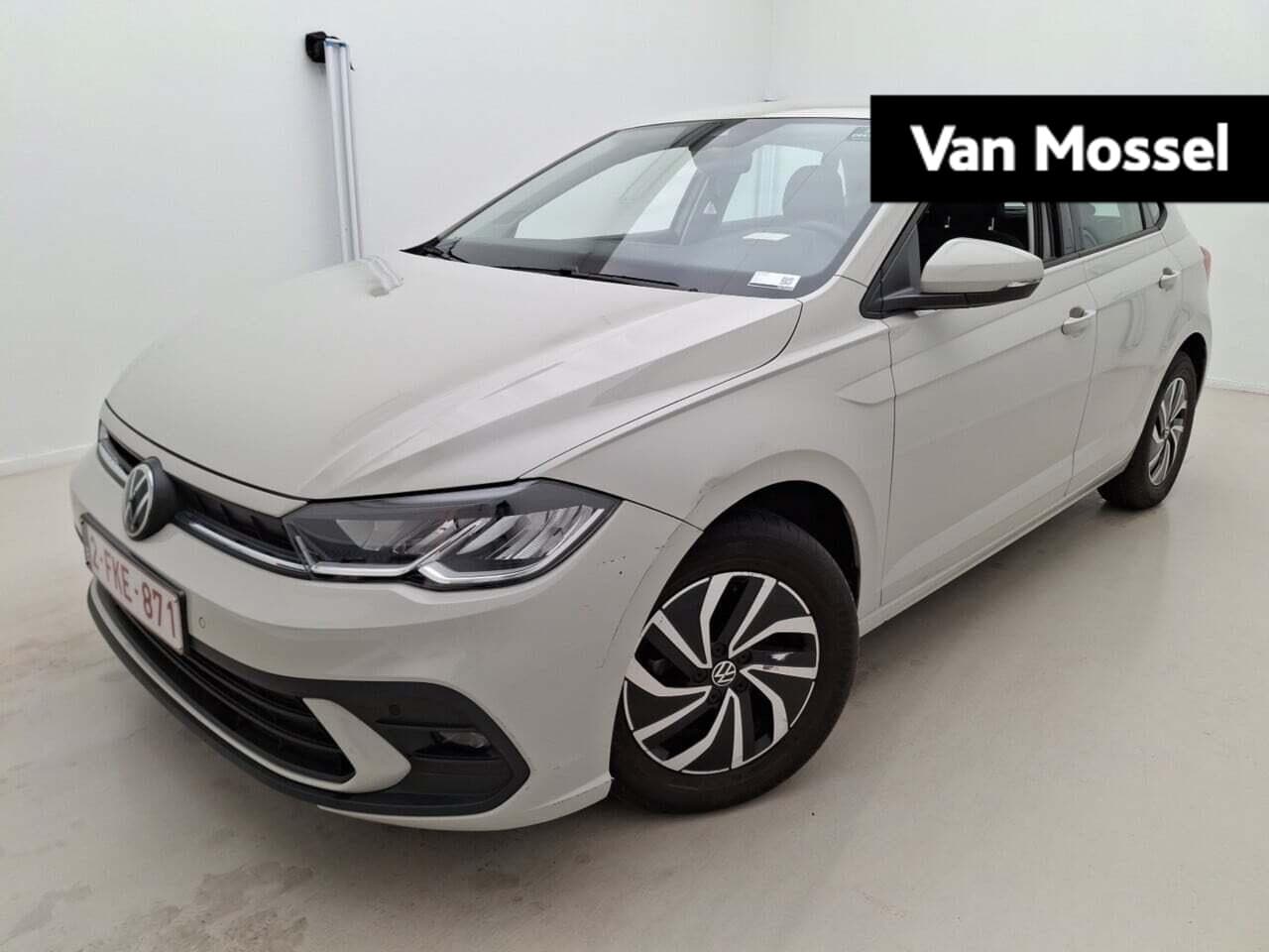 Volkswagen Polo - 1.0 TSI Life Business 95 PK| Navigatie | Achteruitrijcamera | Climatronic | Parkeersensore - AutoWereld.nl