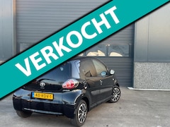 Toyota Aygo - Schuifdak + Dynamic Navigator