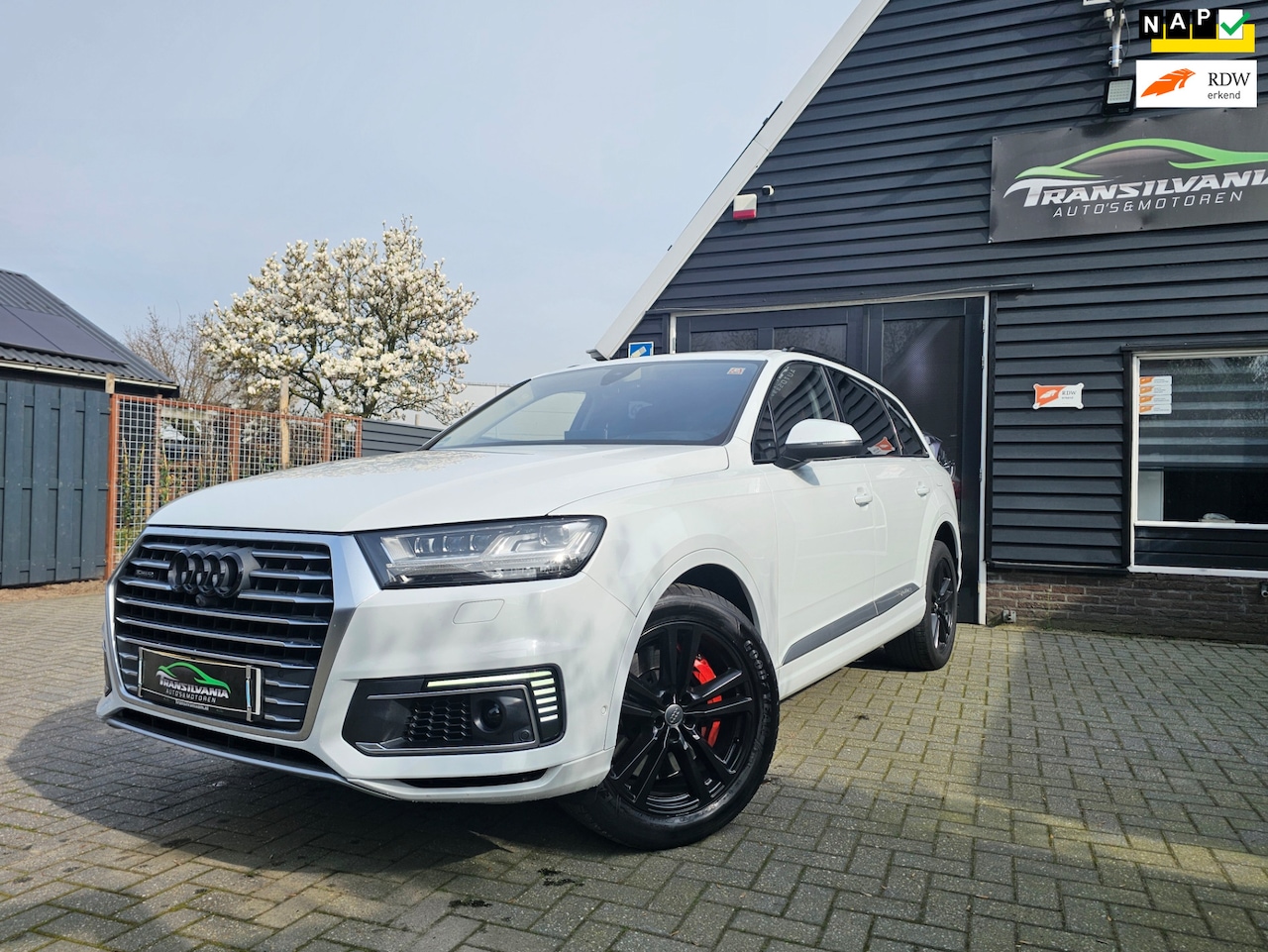Audi Q7 - 3.0 TDI e-tron Hybrid 374PK quattro Premium - AutoWereld.nl