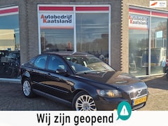 Volvo S40 - 2.4i 5 cilinder - Nieuwe APK - Cruise - Nette auto