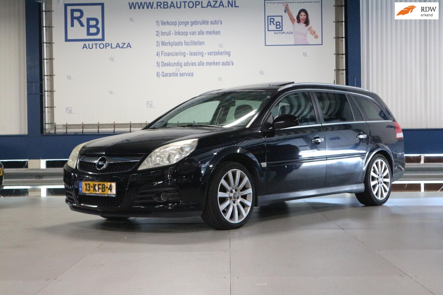 Opel Vectra Wagon - 1.8-16V LEER + DAKJE + STOELVERWARMING + NAP KM STAND ! ! ! - AutoWereld.nl